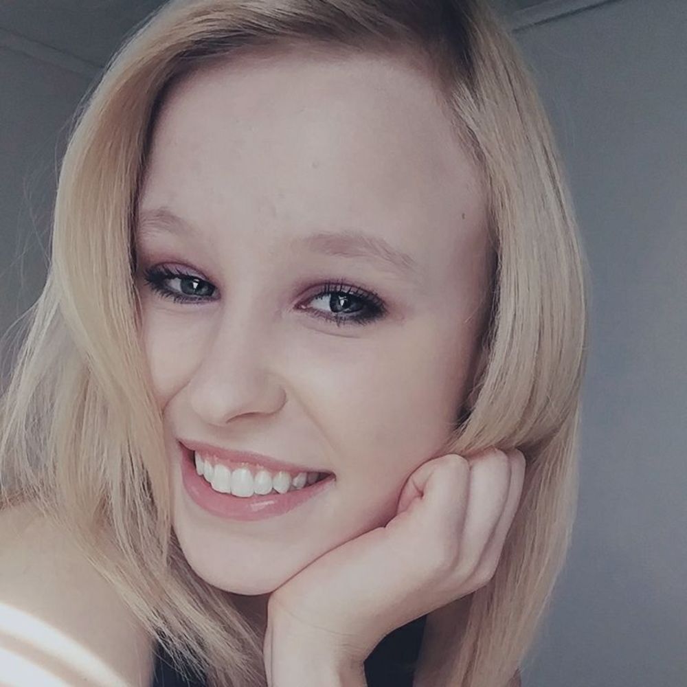 Meet your Posher, Kenzie